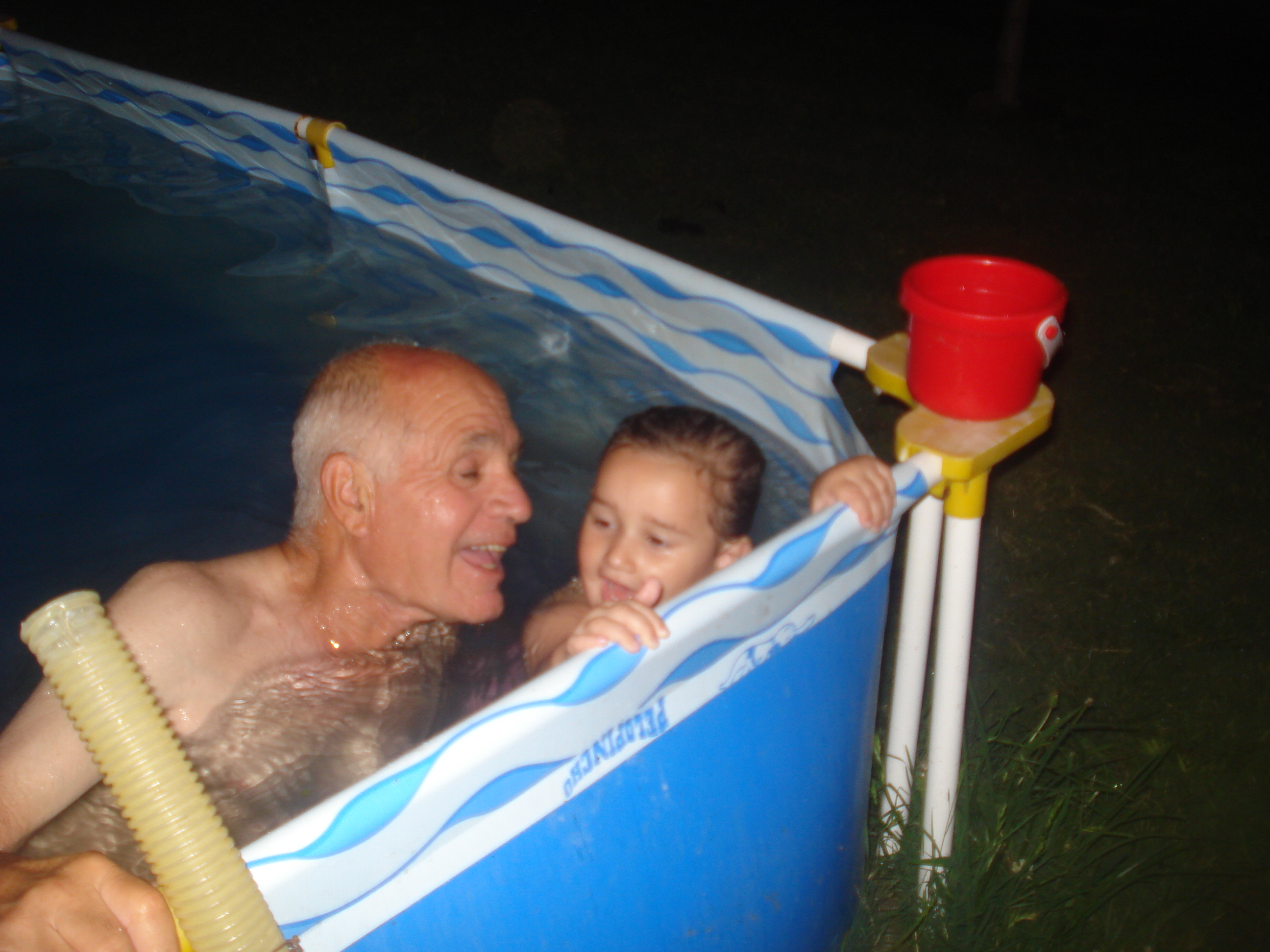 fotos/2012-12-24 - Navidad y pileta/DSC05082.JPG